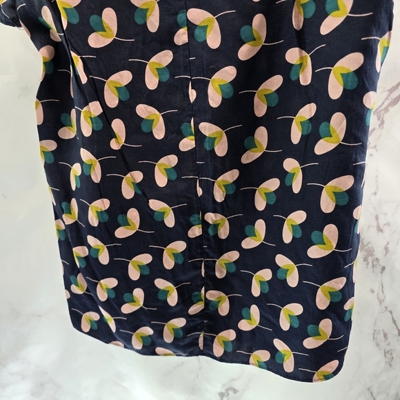Boden Shirt Womens US 6 UK 10 Small Navy Pink Green Print Carey Blouse Short V - Picture 7 of 9